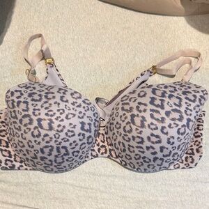 Victoria's Secret Pink Leopard Bra Lined Demi